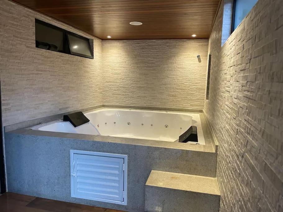 Holiday home Ao Mar, Jardim E Em Cabecudas Oka-real Itajai