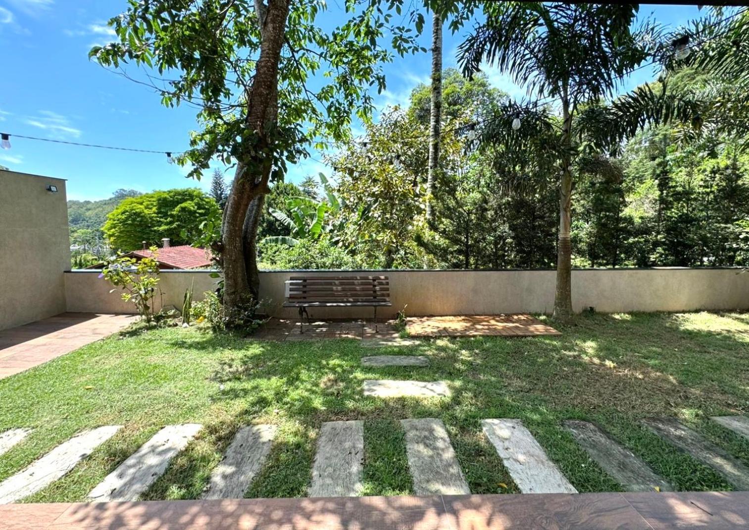 Ao Mar, Jardim E Em Cabecudas Oka-real *